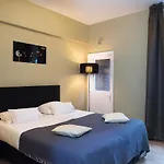 Bizstay Cornerhouse Apartment
