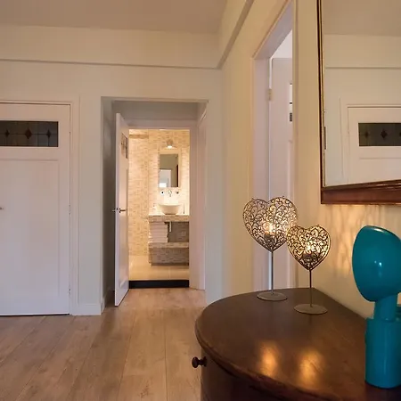 Bizstay Cornerhouse Appartement *