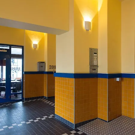 Bizstay Cornerhouse Appartement Den Haag